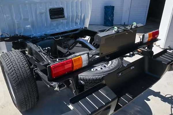 2025 Isuzu D-MAX SX High Ride Rear Wheel Drive