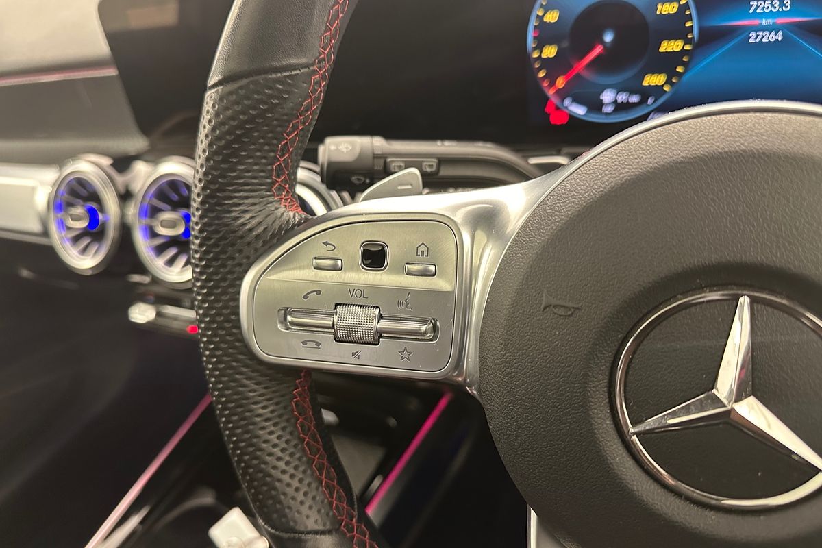 2023 Mercedes-Benz GLB-Class GLB200 X247