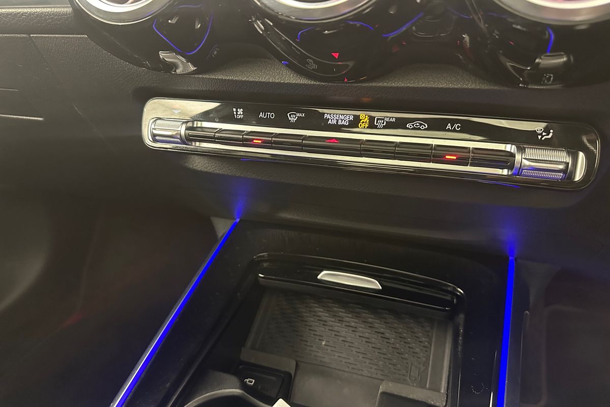 2023 Mercedes-Benz GLB-Class GLB200 X247