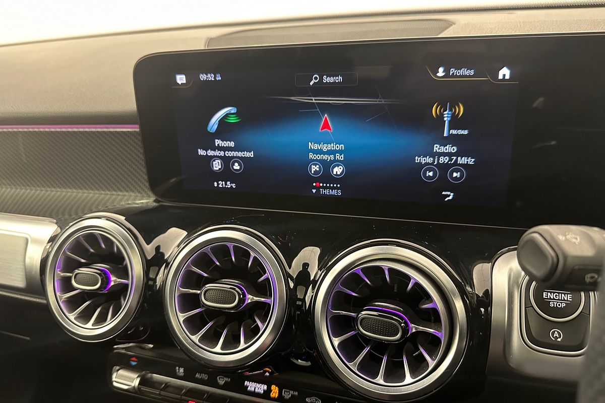 2023 Mercedes-Benz GLB-Class GLB200 X247