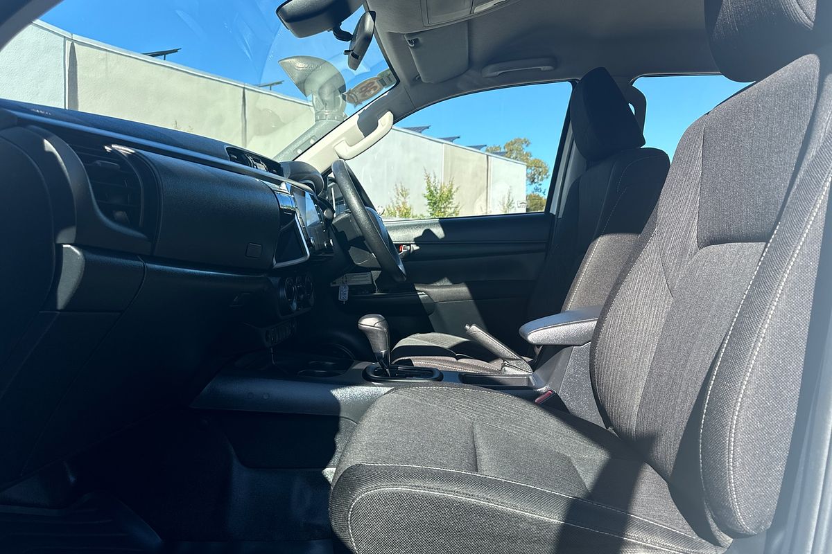 2021 Toyota Hilux SR GUN126R 4X4