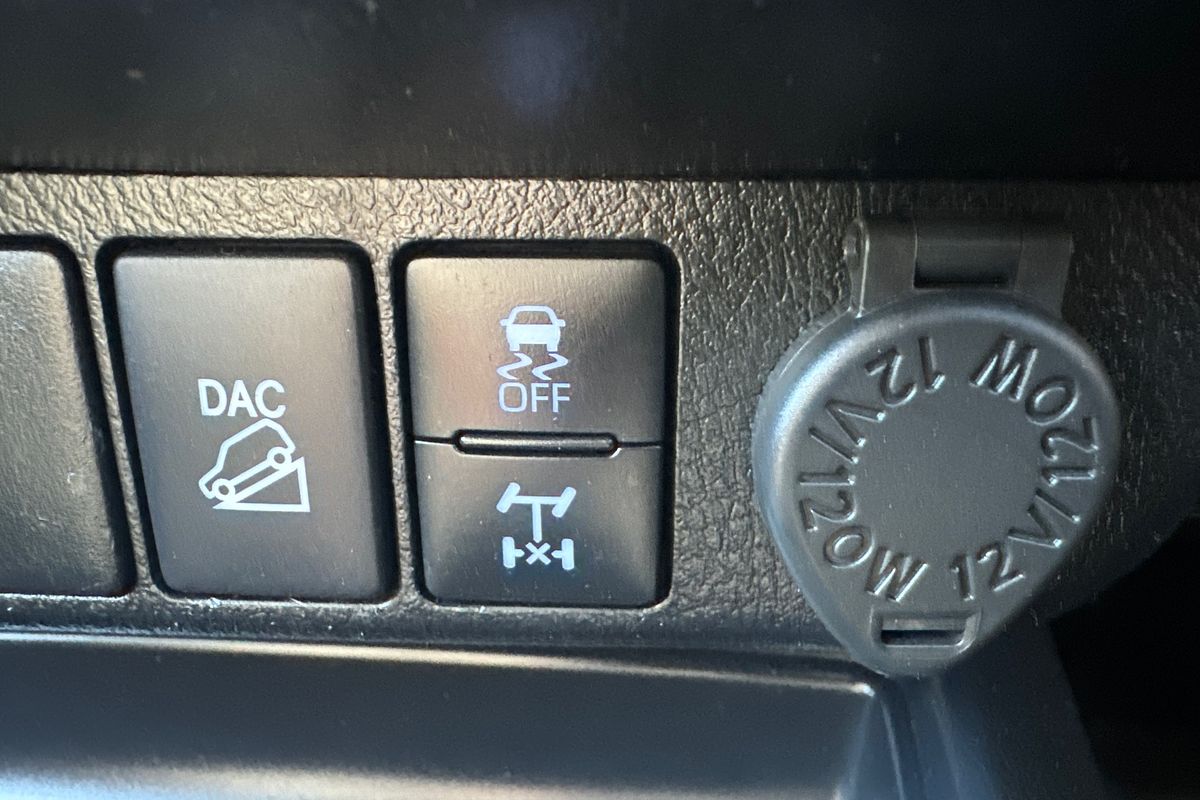 2021 Toyota Hilux SR GUN126R 4X4