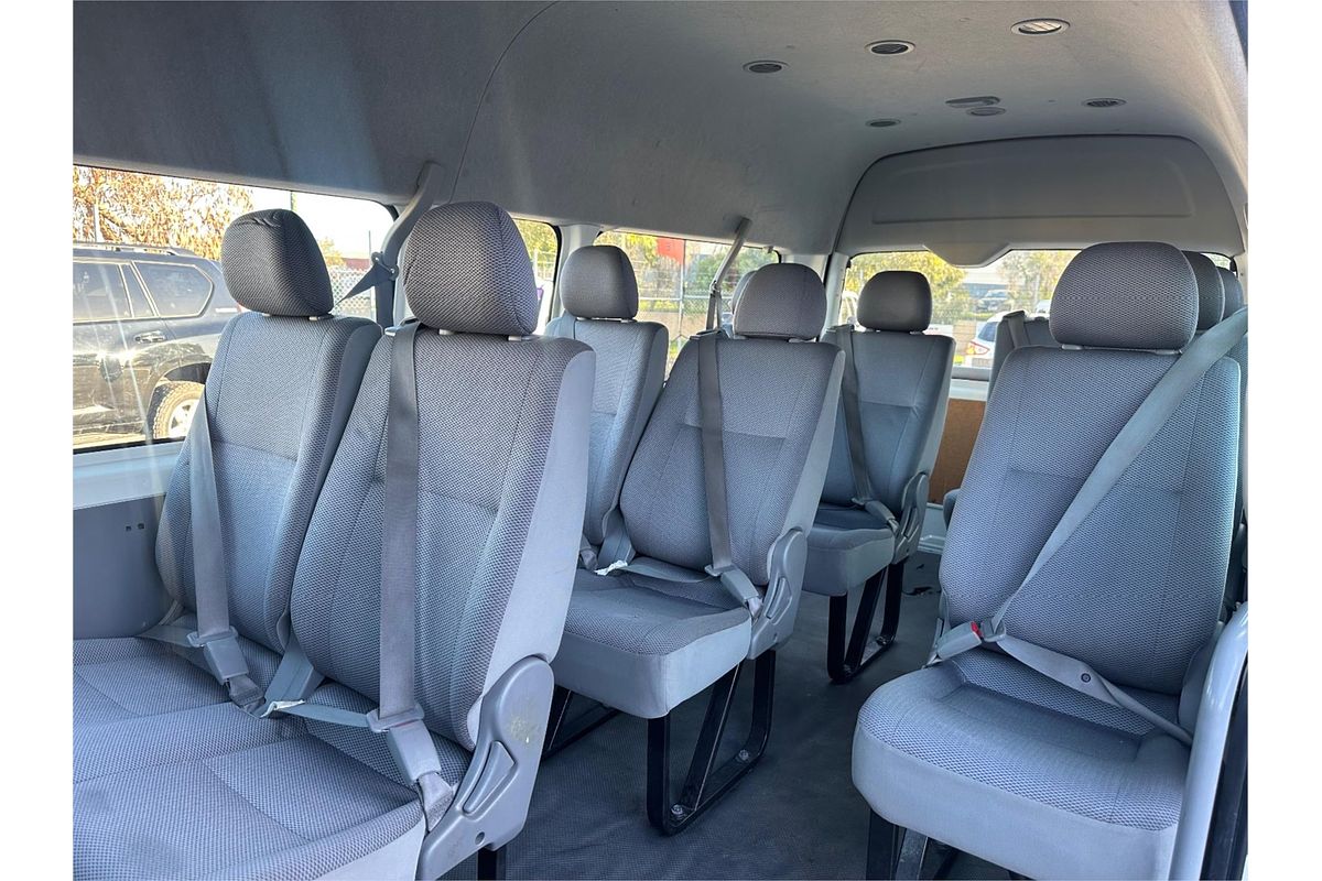 2007 Toyota Hiace Commuter TRH223R