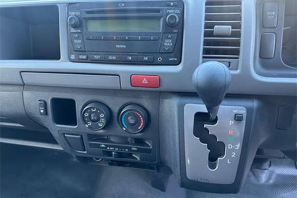 2007 Toyota Hiace Commuter TRH223R