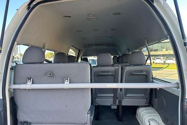 2007 Toyota Hiace Commuter TRH223R