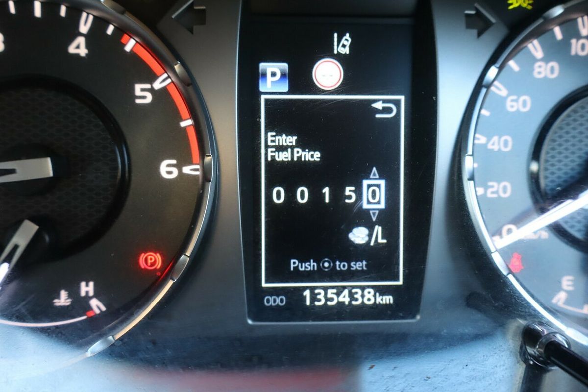 2021 Toyota Hilux SR GUN126R 4X4