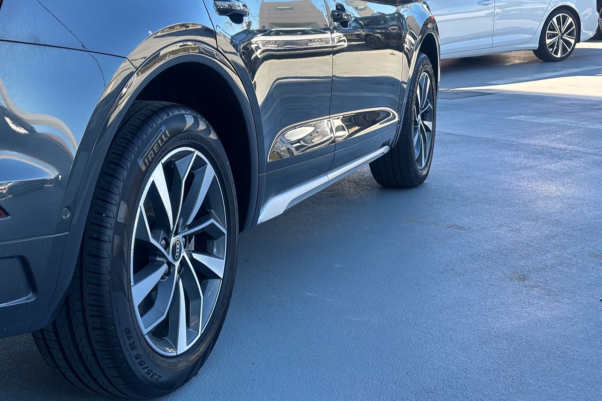 2021 Audi Q5 45 TFSI FY
