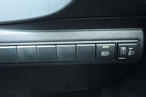 2022 Toyota Corolla SX Hybrid ZWE211R
