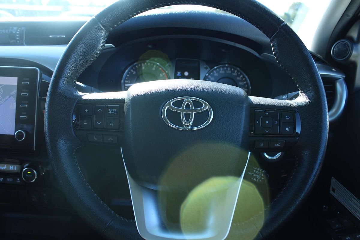 2020 Toyota Hilux SR5 GUN126R 4X4