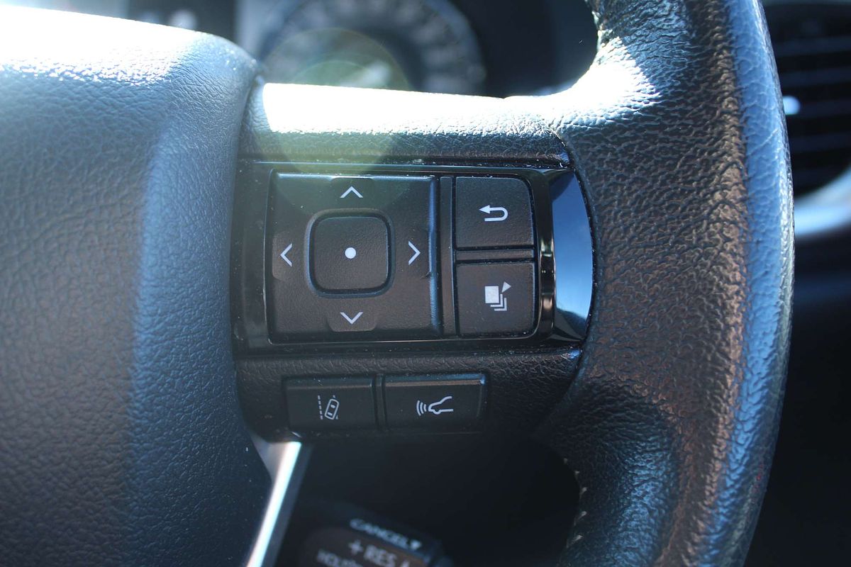 2020 Toyota Hilux SR5 GUN126R 4X4