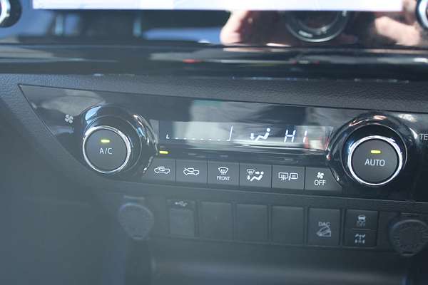 2020 Toyota Hilux SR5 GUN126R 4X4