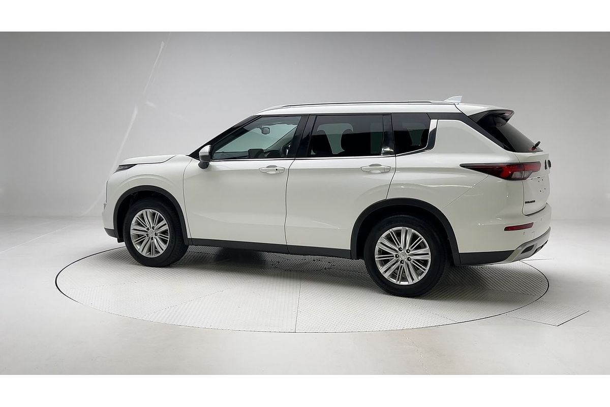 2021 Mitsubishi Outlander LS ZM