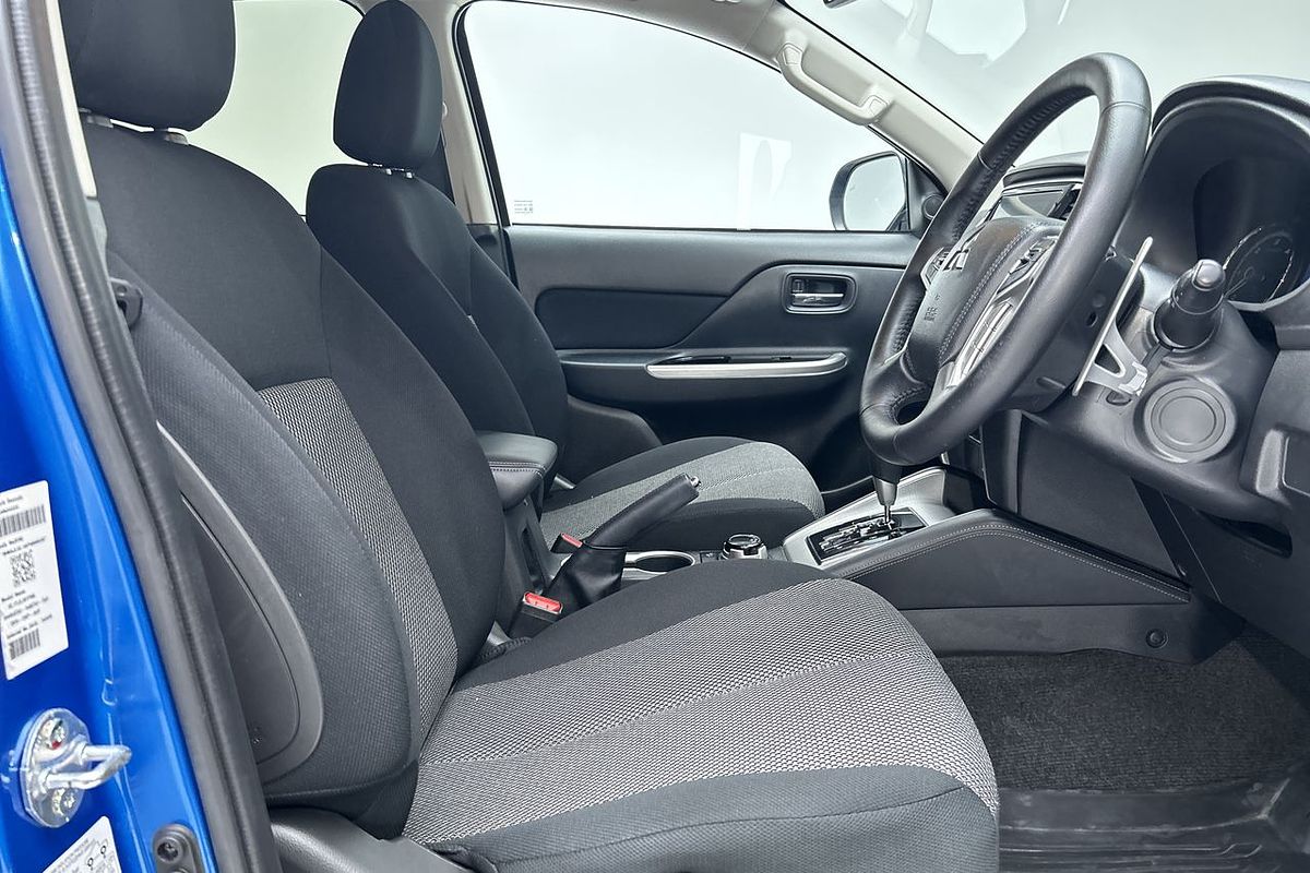 2023 Mitsubishi Triton GLS MR 4X4