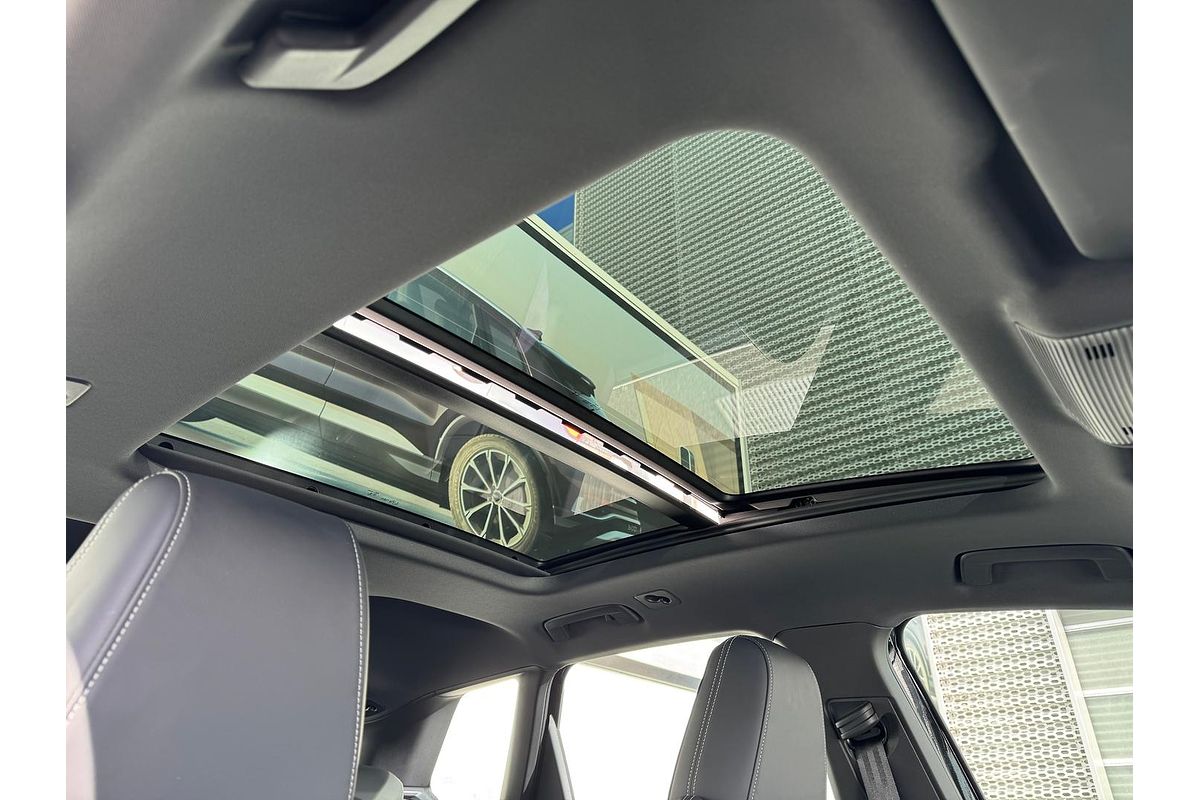 2024 Audi Q4 e-tron 55 F4