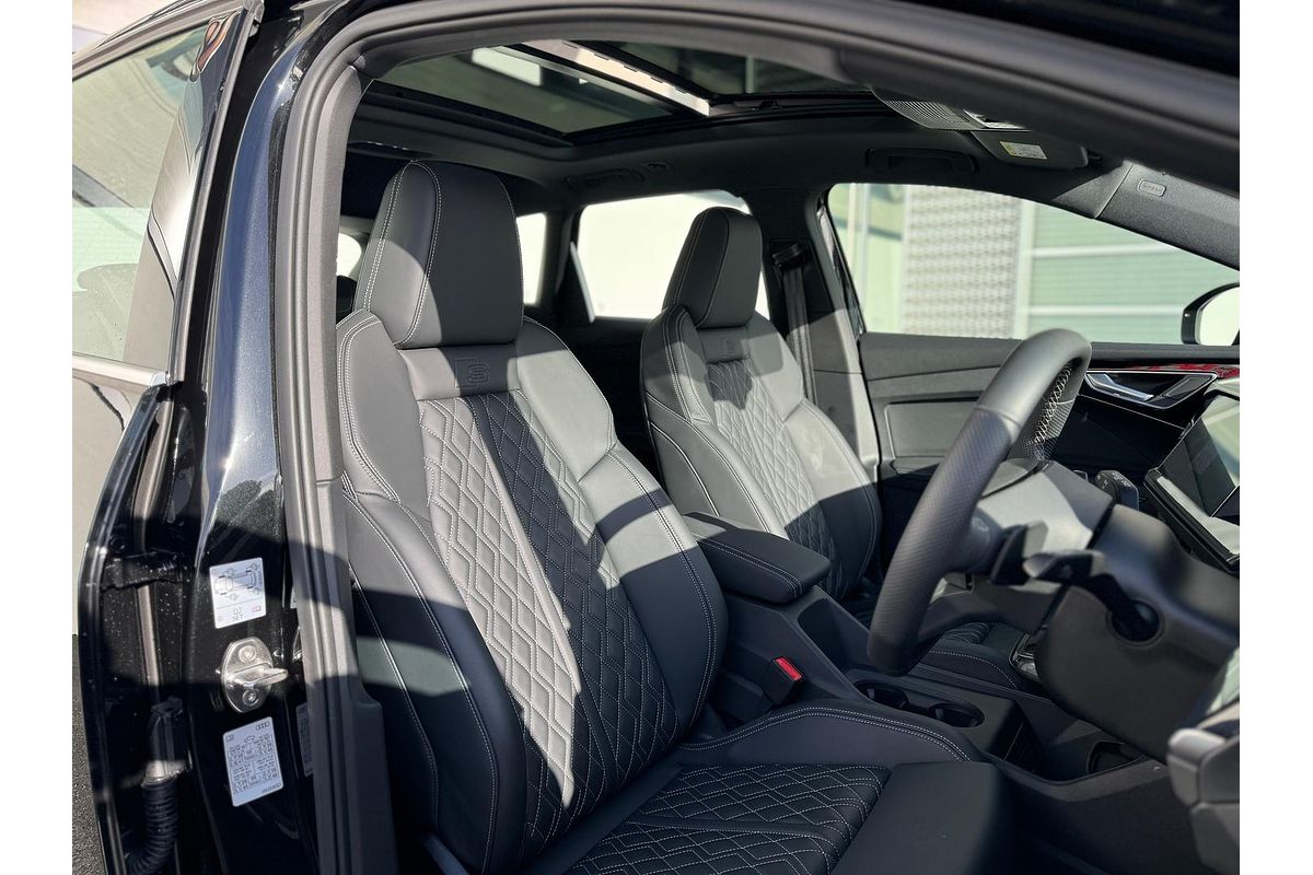 2024 Audi Q4 e-tron 55 F4