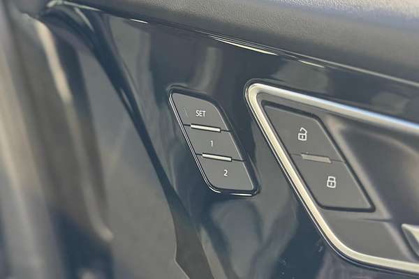 2024 Audi Q4 e-tron 55 F4