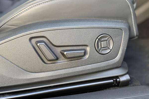 2024 Audi Q4 e-tron 55 F4