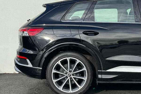 2024 Audi Q4 e-tron 55 F4