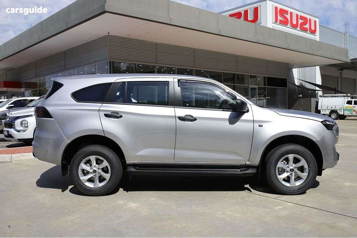 2025 Isuzu MU-X LS-M