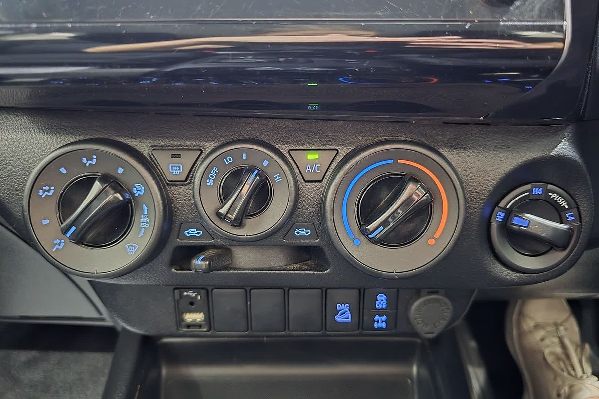 2022 Toyota Hilux SR GUN126R 4X4
