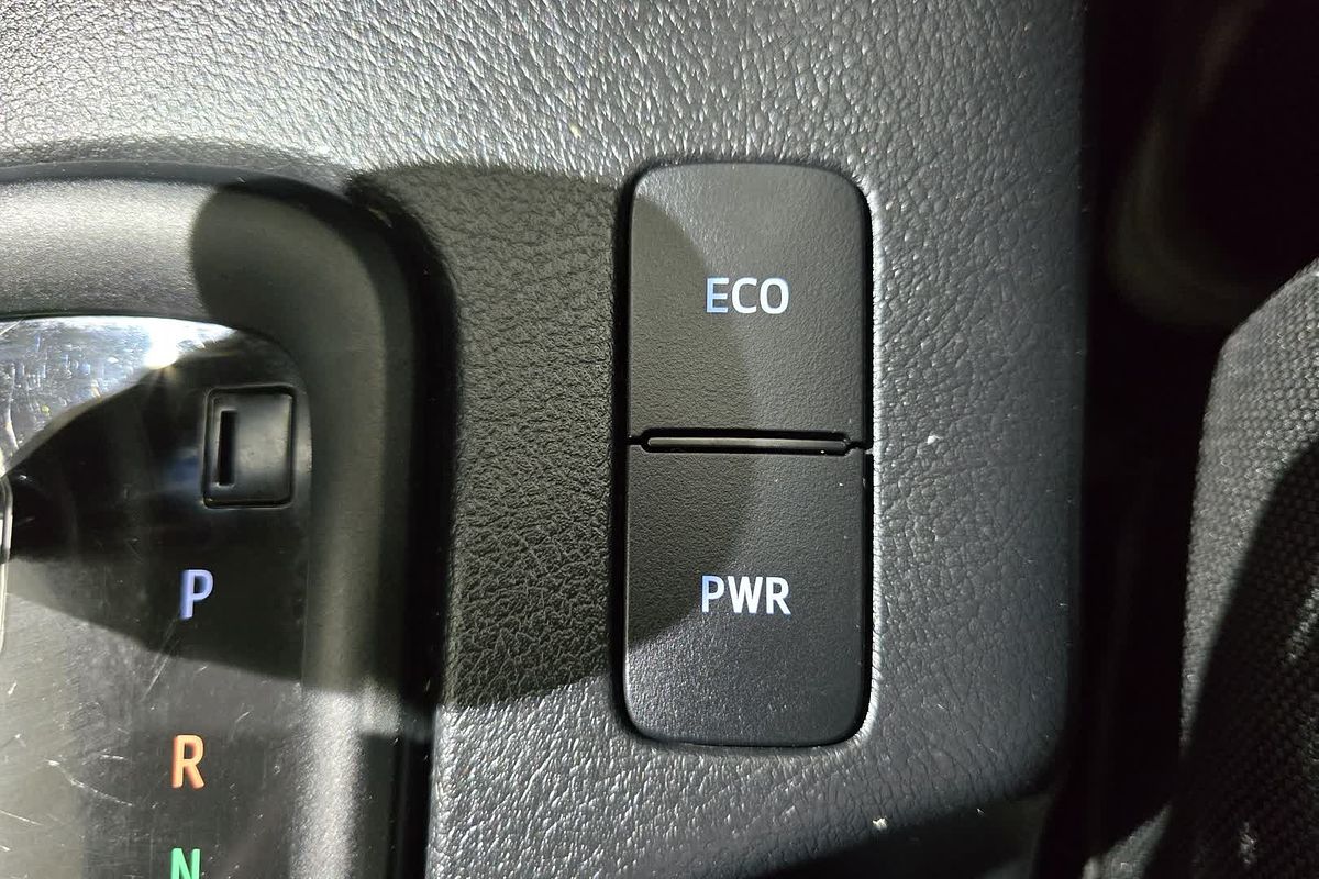 2022 Toyota Hilux SR GUN126R 4X4