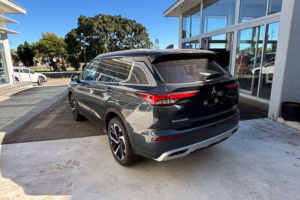2025 Mitsubishi Outlander PHEV Exceed ZM