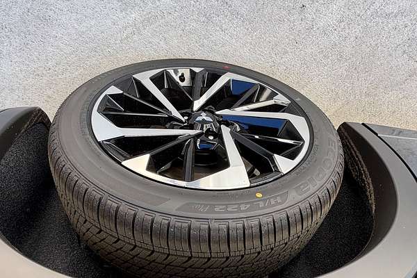 2025 Mitsubishi Outlander PHEV Exceed ZM