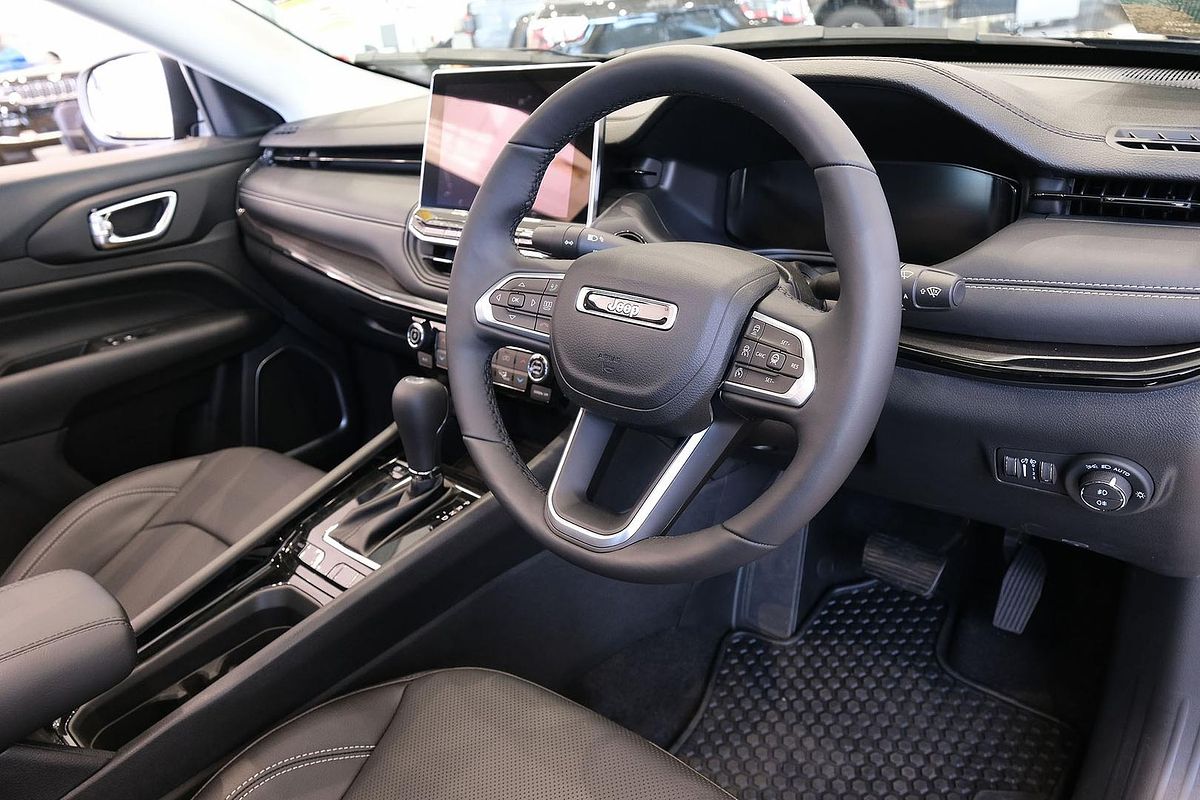 2024 Jeep Compass Summit e-Hybrid MV