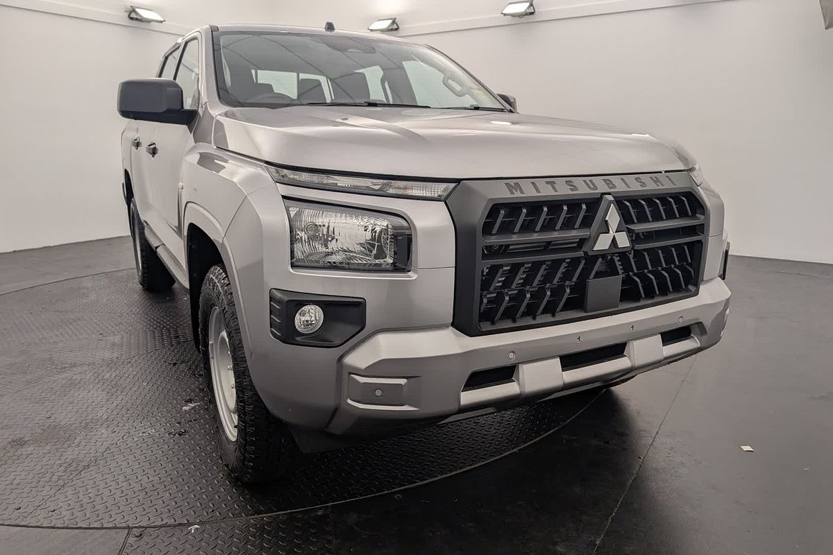 2025 Mitsubishi Triton GLX MV 4X4