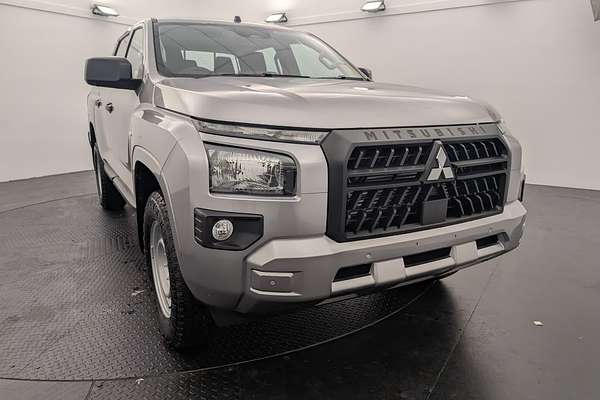 2025 Mitsubishi Triton GLX MV 4X4