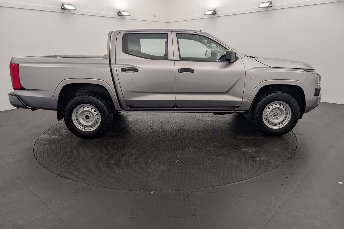 2025 Mitsubishi Triton GLX MV 4X4