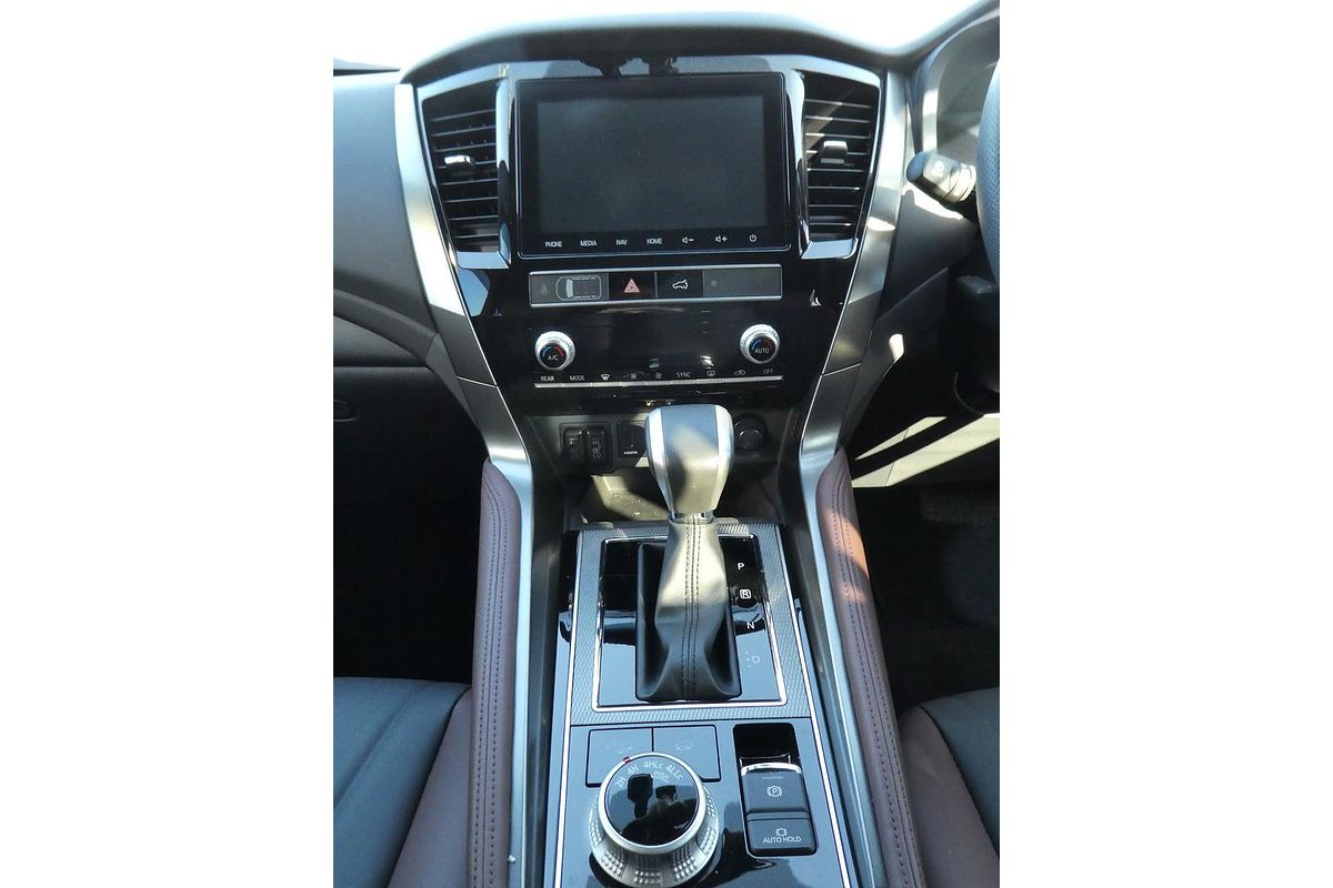 2024 Mitsubishi Pajero Sport GSR QG