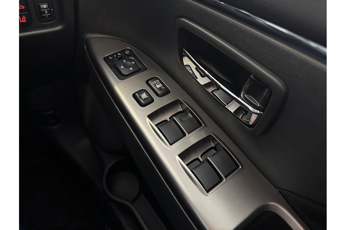 2025 Mitsubishi ASX LS XD