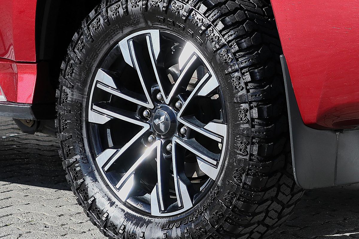 2021 Mitsubishi Pajero Sport GLS QF