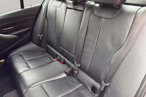 2013 BMW 320D SPORT EDITION