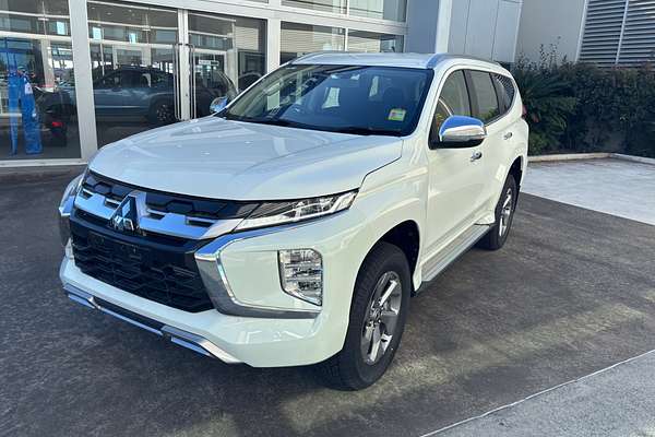 2025 Mitsubishi Pajero Sport GLX QG