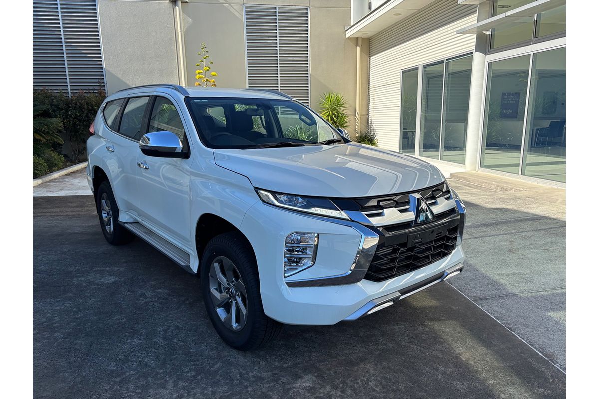 2025 Mitsubishi Pajero Sport GLX QG
