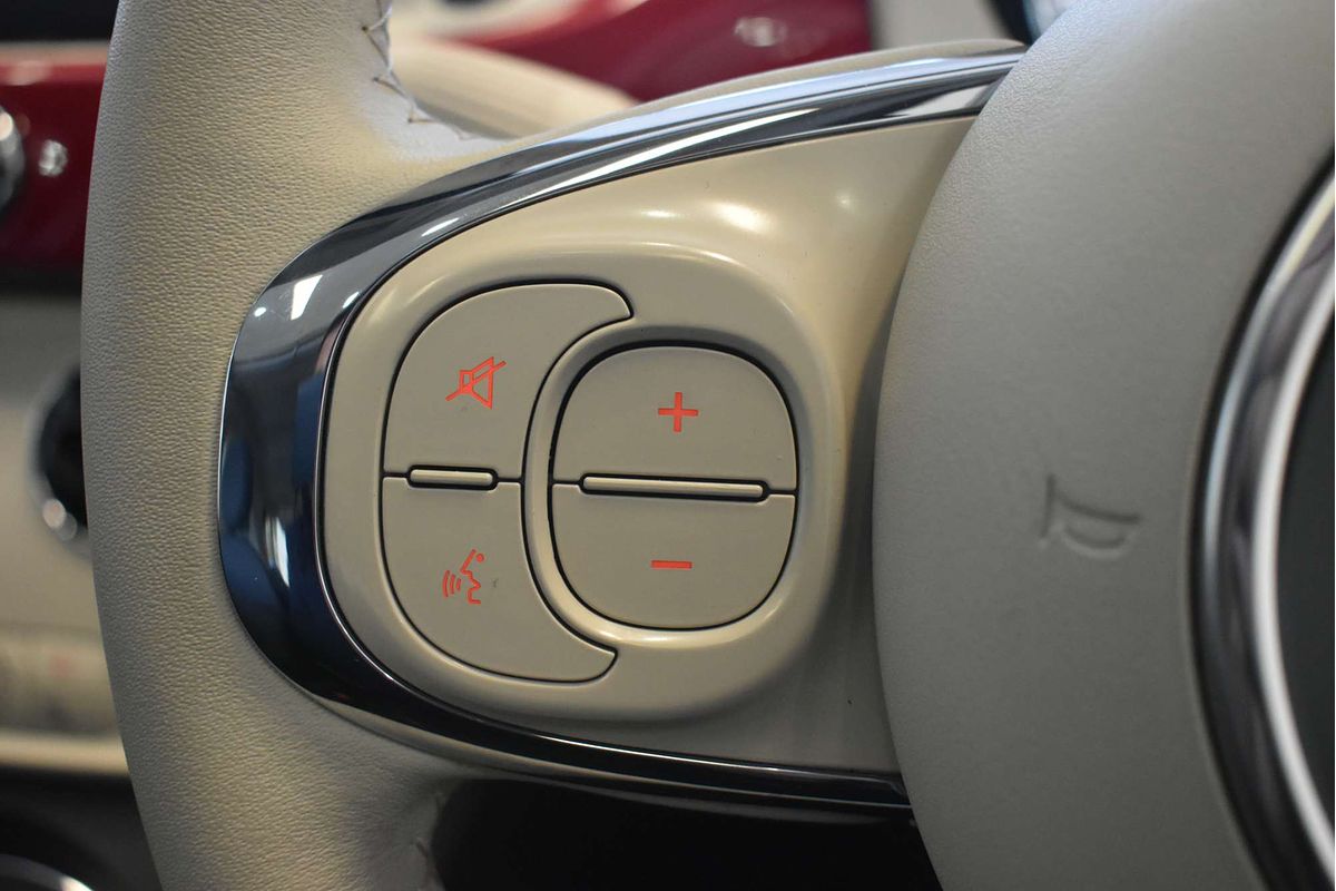 2023 Fiat 500 Dolcevita