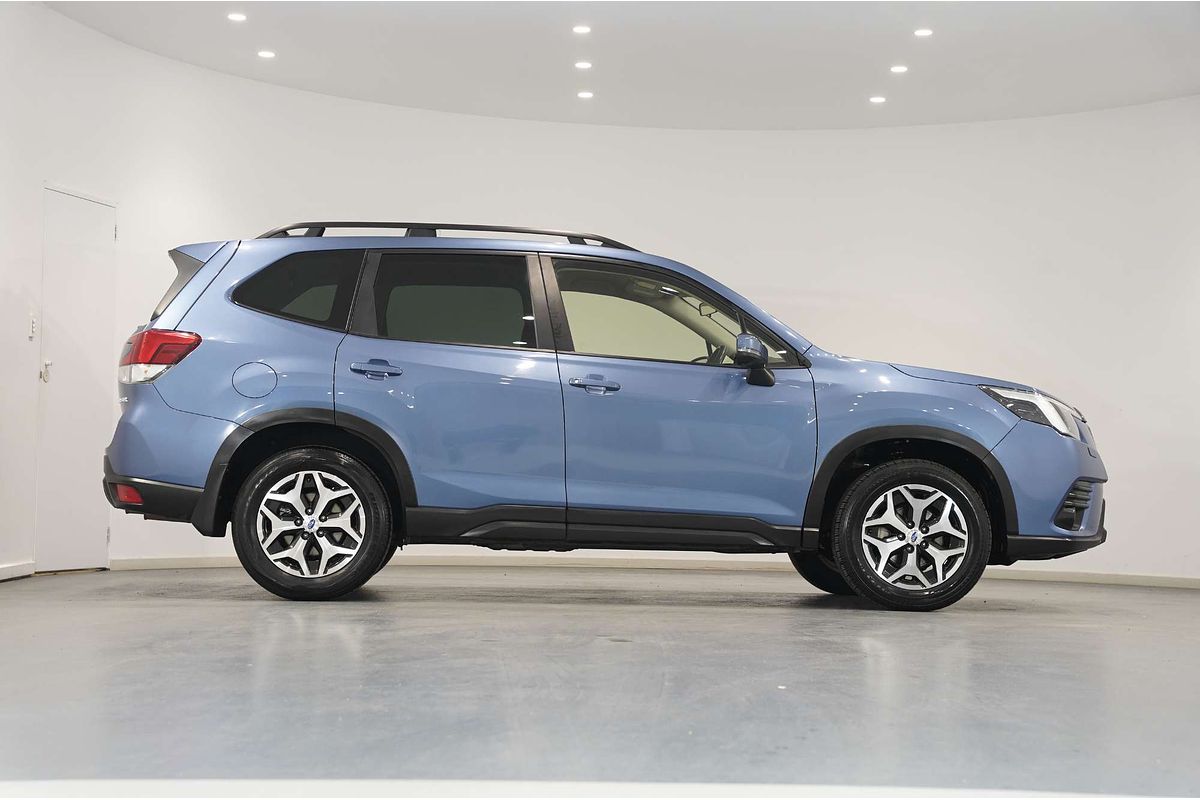2023 Subaru Forester 2.5i S5