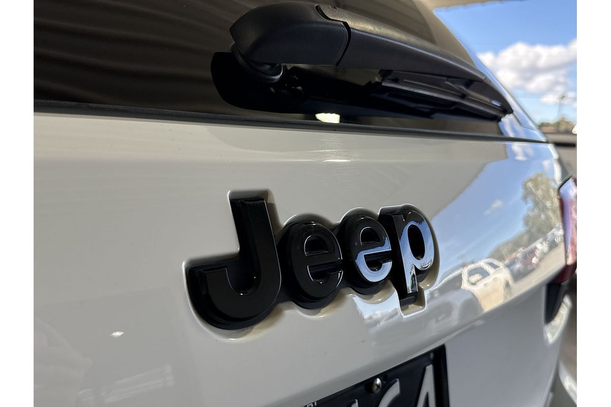 2021 Jeep Grand Cherokee Night Eagle WK