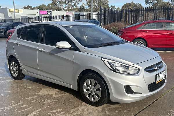 2016 Hyundai Accent Active RB3