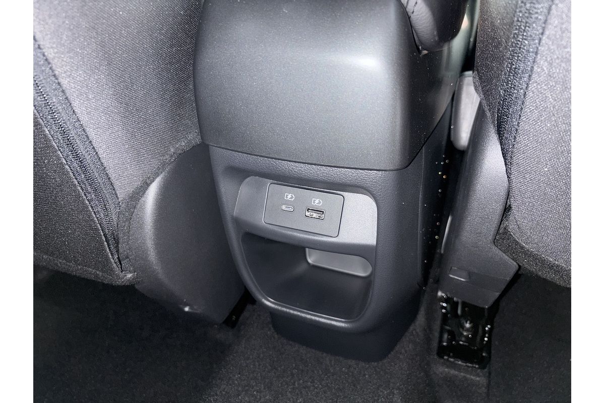 2024 Nissan JUKE ST-L F16