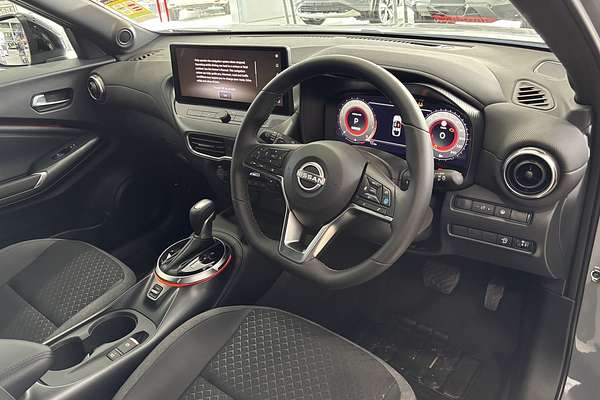 2024 Nissan JUKE ST-L F16