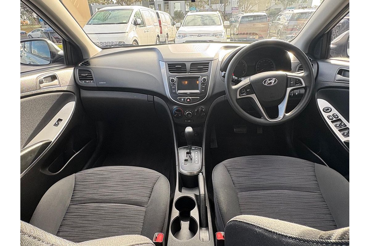 2016 Hyundai Accent Active RB3