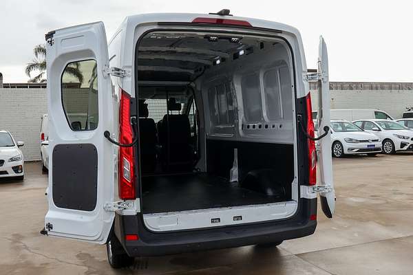 2022 LDV Deliver 9 LWB