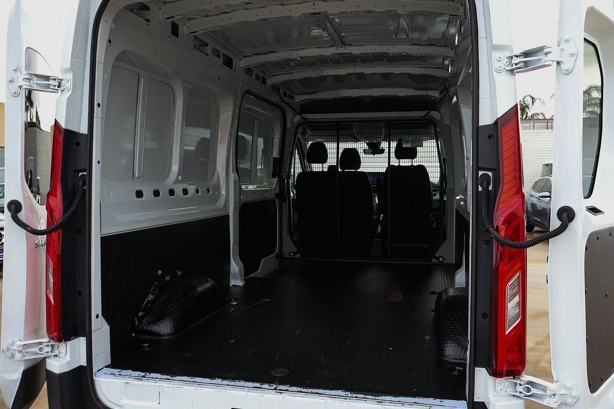 2022 LDV Deliver 9 LWB