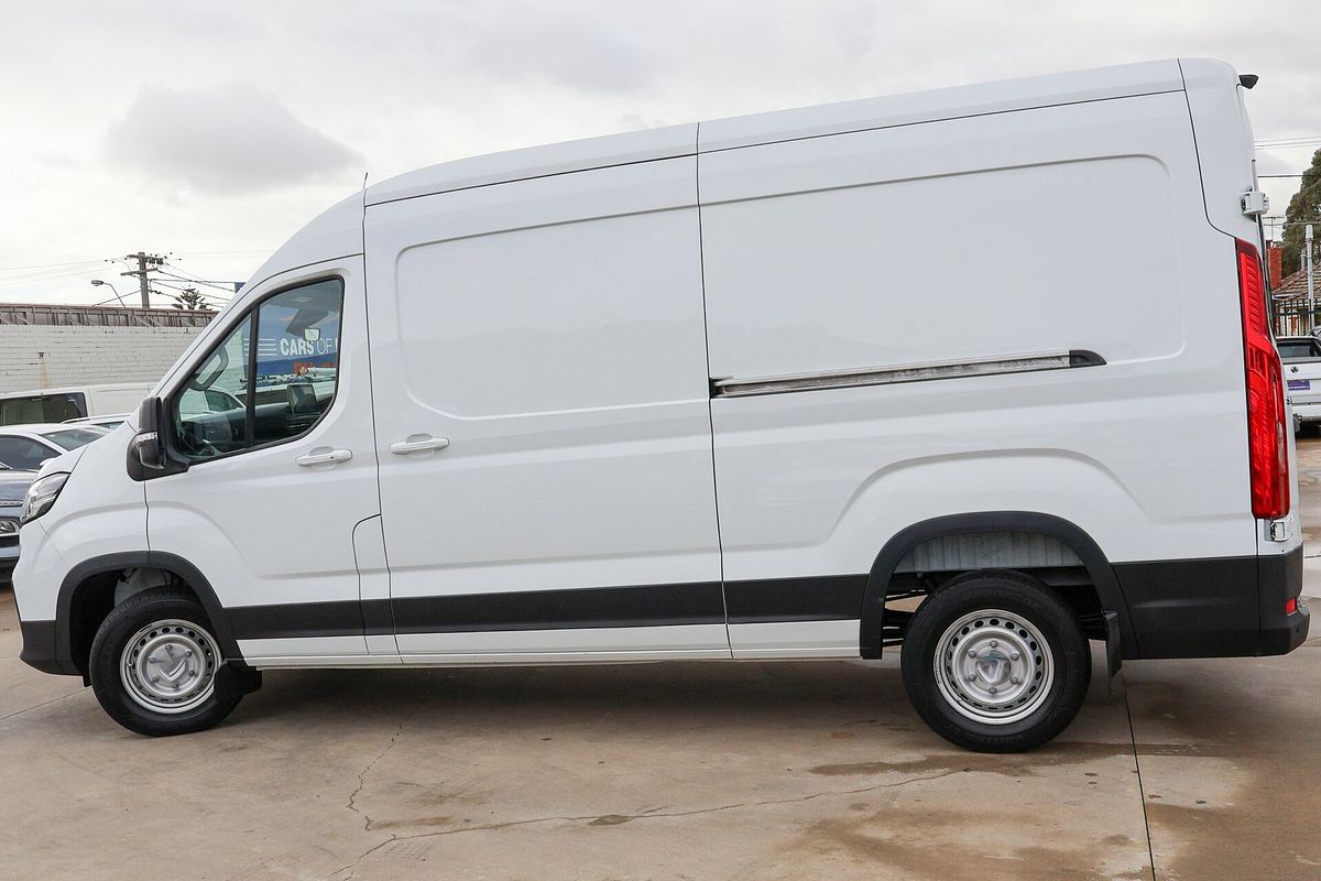2022 LDV Deliver 9 LWB