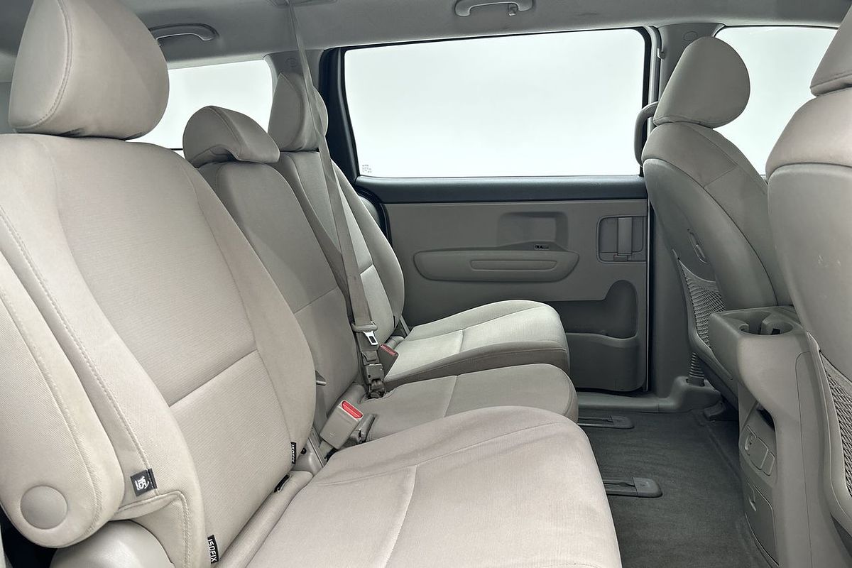 2018 Kia Carnival S YP