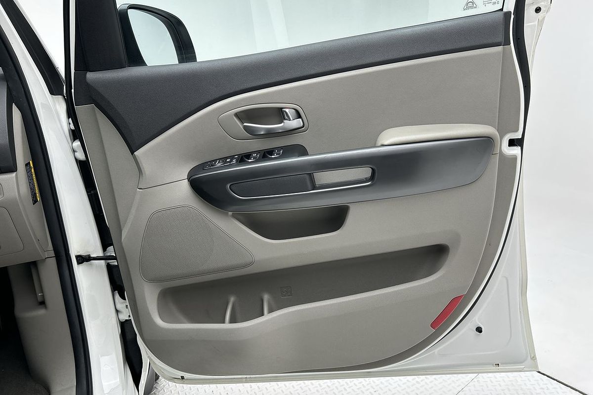 2018 Kia Carnival S YP