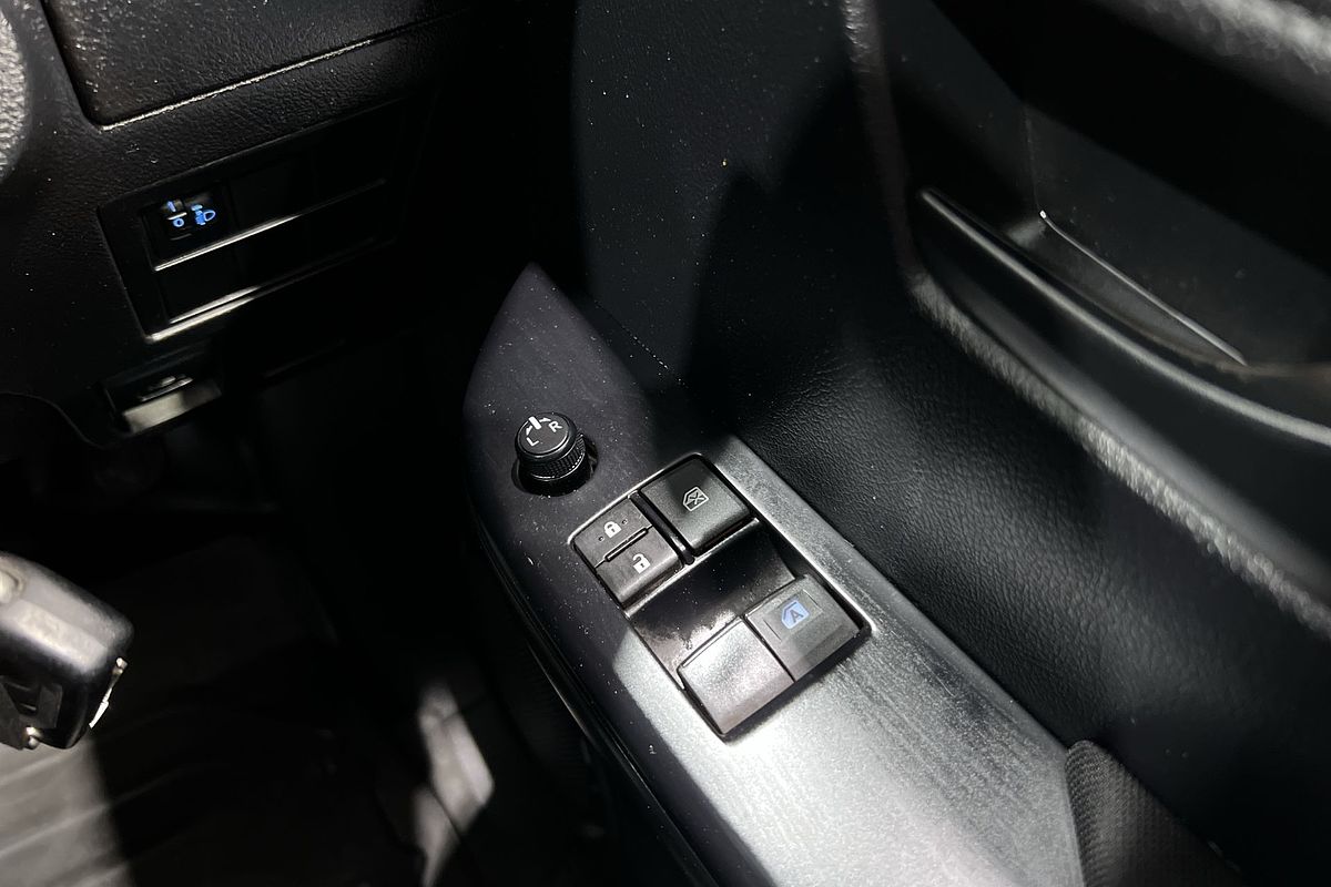 2019 Toyota Hilux Workmate TGN121R Rear Wheel Drive